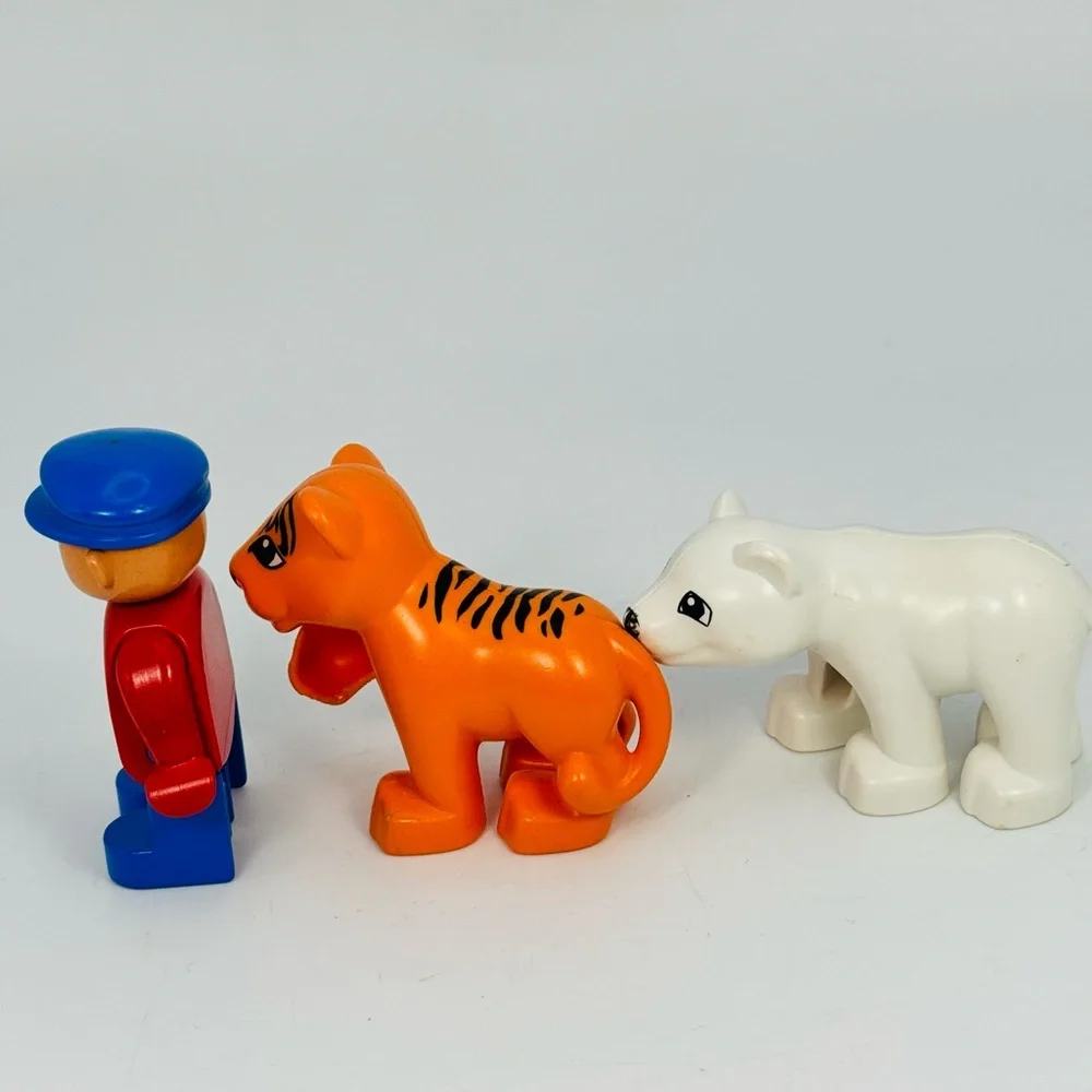 Lego Duplo Lot Of 3 Tiger Polar Bear Man Boy Figures